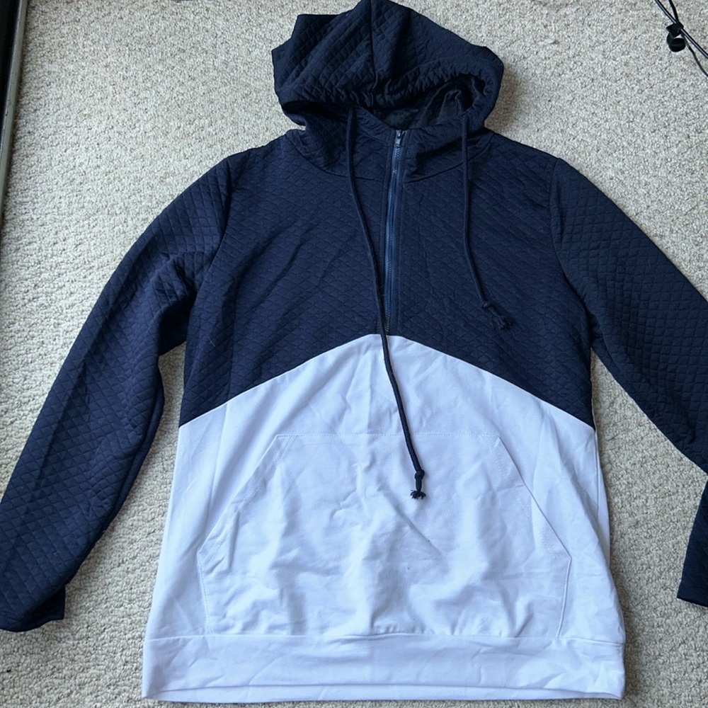 PRETTYGARDEN | size L hoodie